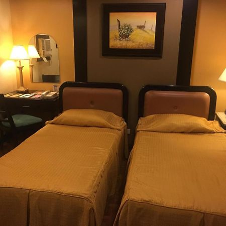 Lourdes Suites Makati City Luaran gambar