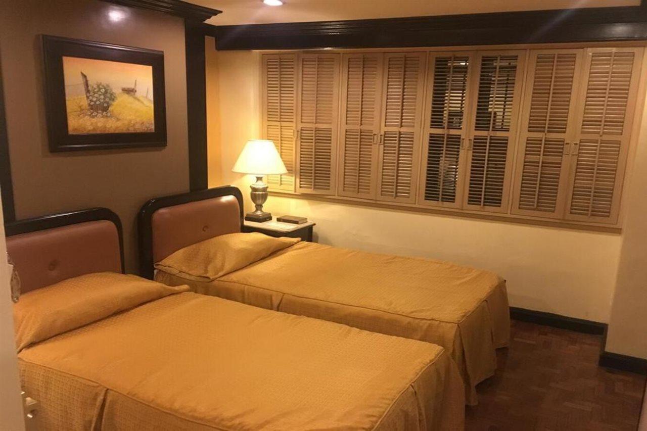 Lourdes Suites Makati City Luaran gambar