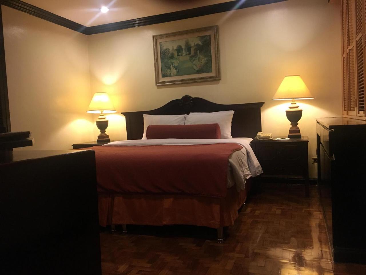 Lourdes Suites Makati City Luaran gambar