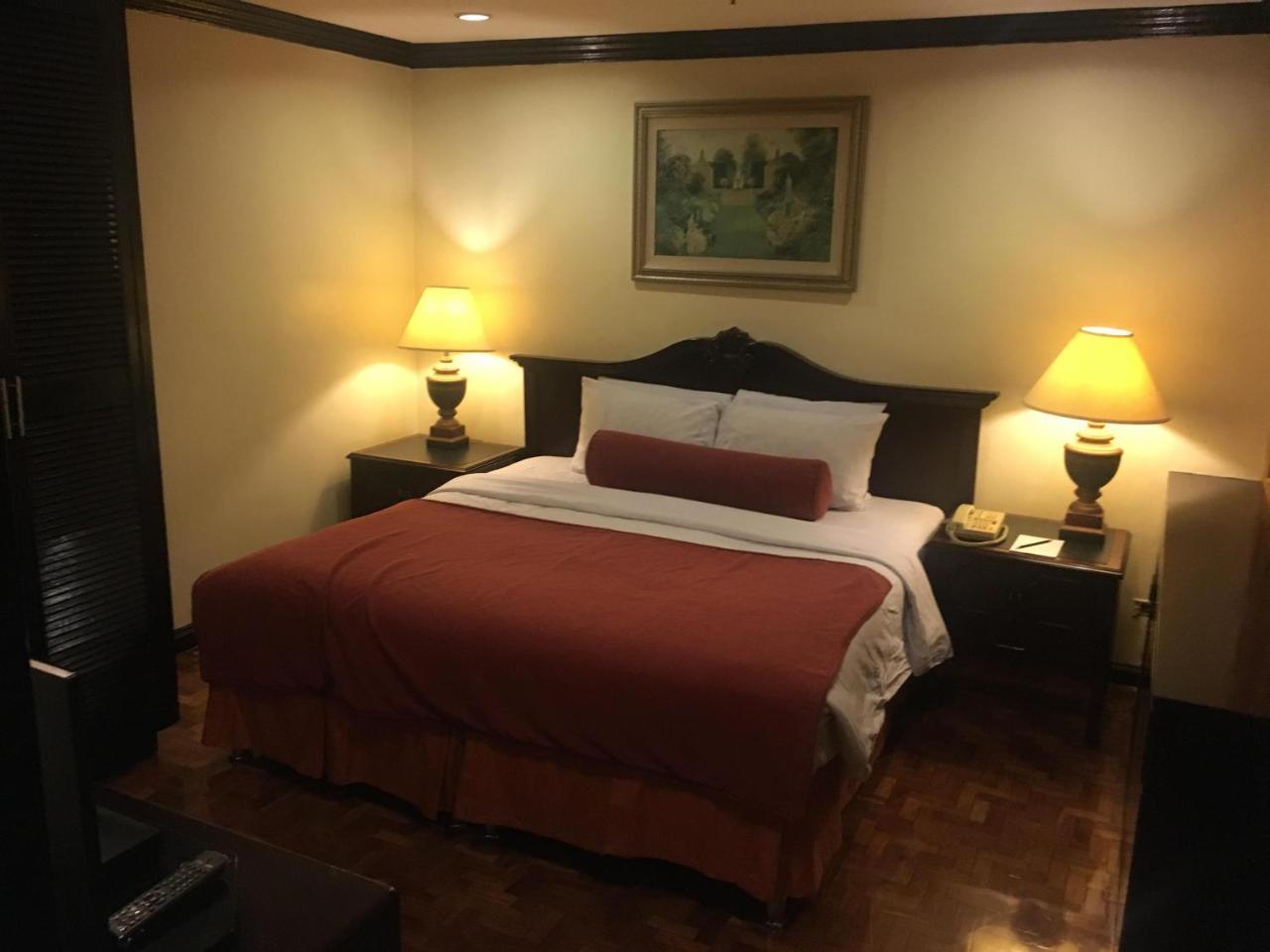 Lourdes Suites Makati City Luaran gambar